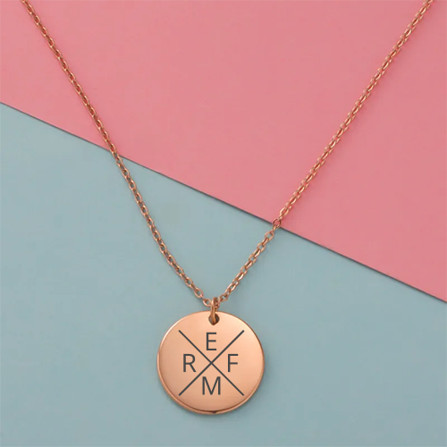 Ketting met ronde hanger en 4 initialen - graveren - diverse soorten